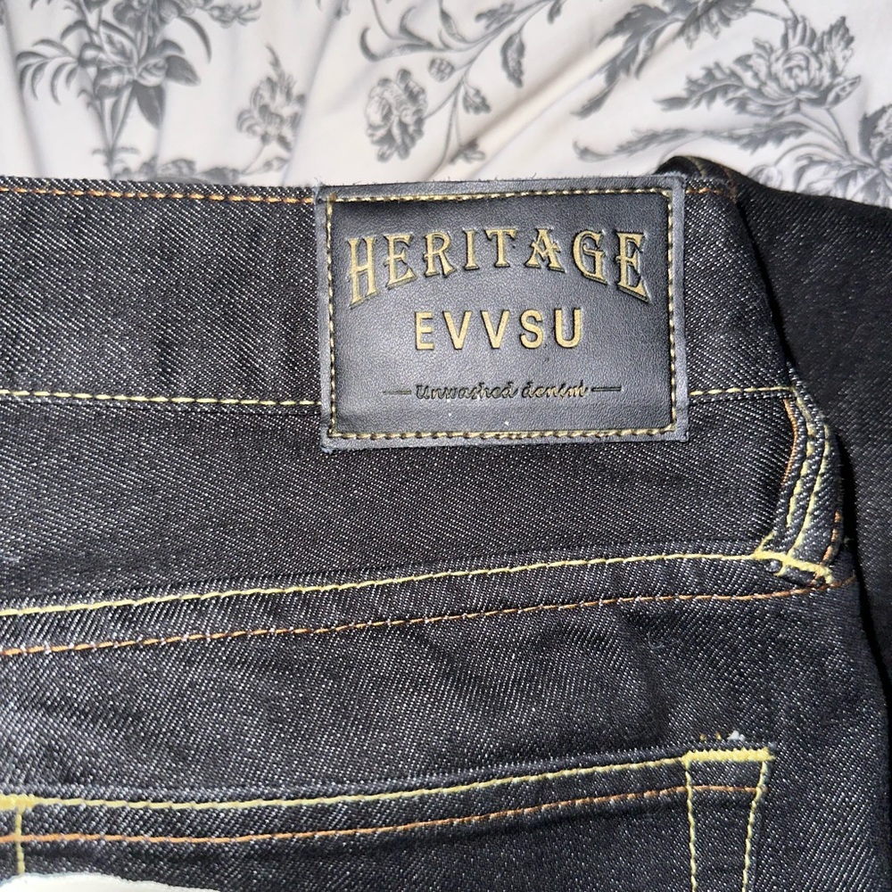 Evisu Jeans - Picture 7 of 7